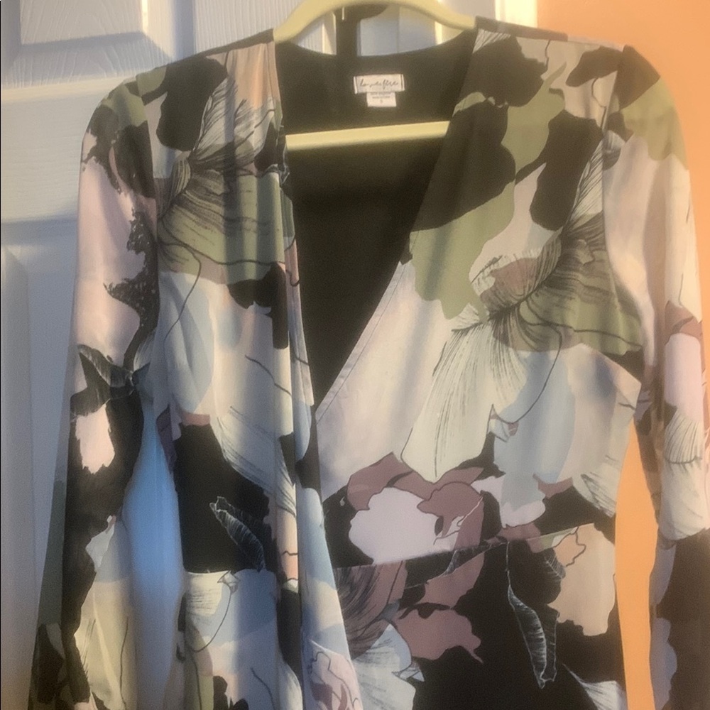 Spring Chic Floral Maxi Dress with Long Sleeves